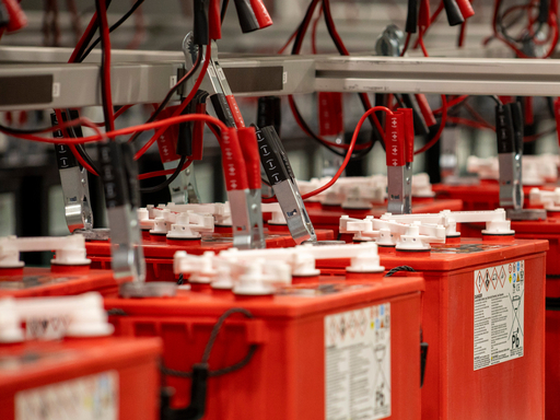 Big red batteries voltage vault